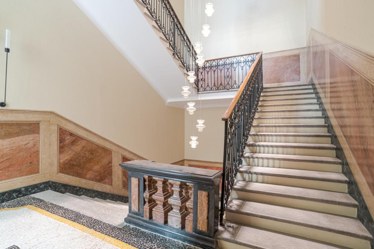 Suite Funicolare - By Myhomeincomo Exterior photo